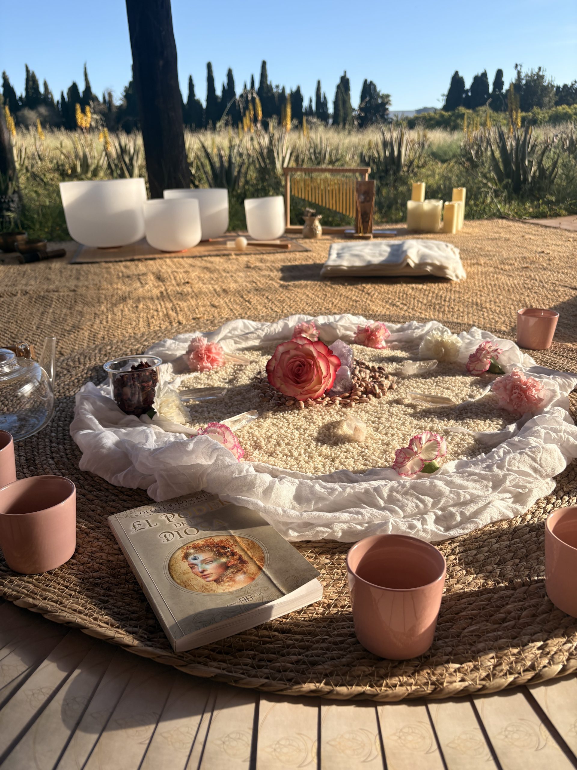 Ceremonias Holísticas en Ibiza | Cacao, Celebración y Conexión – Calma Yoga Ibiza